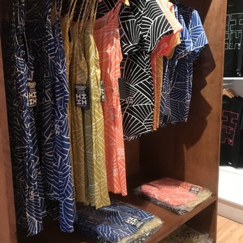 Hawaii's Finest Clothing - Men's Clothing Near Me - Honolulu, Hawaii Hawaii's Finest Clothing - Men's Clothing Near Me - Honolulu, Hawaii