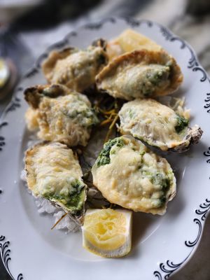 Loch Bar - Baltimore by null