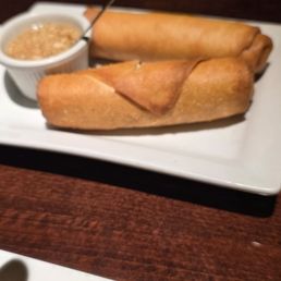 Egg rolls with a super yummy peanut sauce Egg rolls with a super yummy peanut sauce