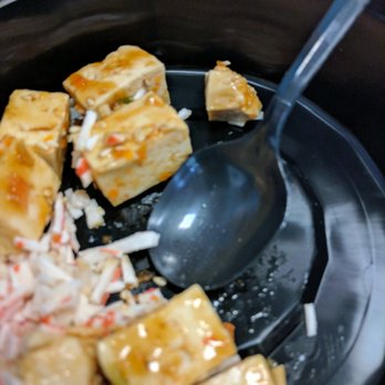 Poke Bowl - McHenry - blurry photo of tofu (you're welcome :) ) - they have a tofu option - Poke Near Me - Modesto, California