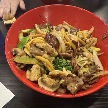 Yummy bowl - Sushi Bars Near Me - Manassas, Virginia
