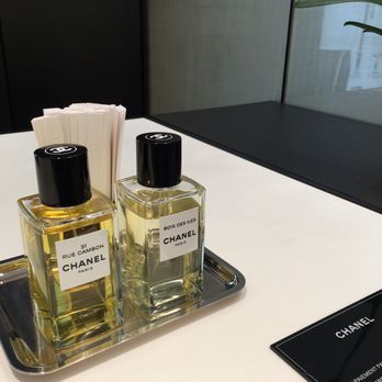 Chanel - Cosmetics & Beauty Supply Near Me - Paris, 75 Chanel - Cosmetics & Beauty Supply Near Me - Paris, 75