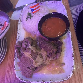 Pal Campo Restaurant - Steak with onions, rice and bean - Latin American Near Me - Orlando, Florida Pal Campo Restaurant - Steak with onions, rice and bean - Latin American Near Me - Orlando, Florida