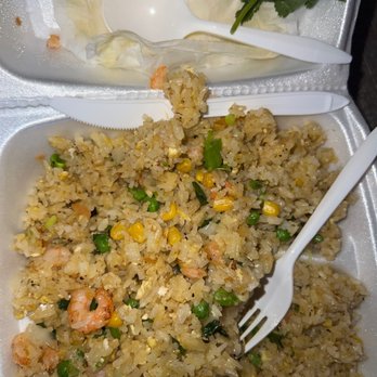 Mama Le - Shrimp Fried Rice / Cm Chin Tm - Vietnamese Near Me - Richmond, Texas Mama Le - Shrimp Fried Rice / Cm Chin Tm - Vietnamese Near Me - Richmond, Texas