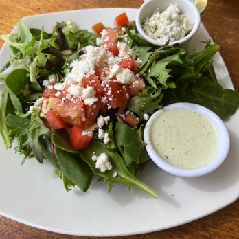 Tommy Bahama - Salad - Seafood Near Me - Kihei, Hawaii Tommy Bahama - Salad - Seafood Near Me - Kihei, Hawaii