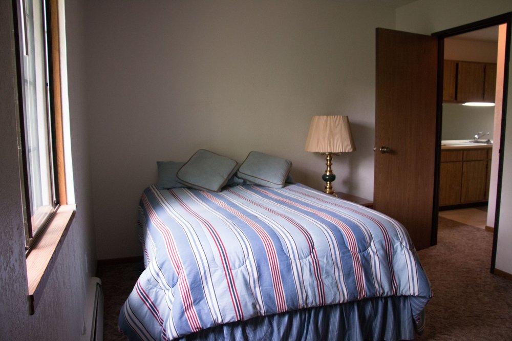 LYON APARTMENTS Updated September 2024 13 Photos 518 River Rd