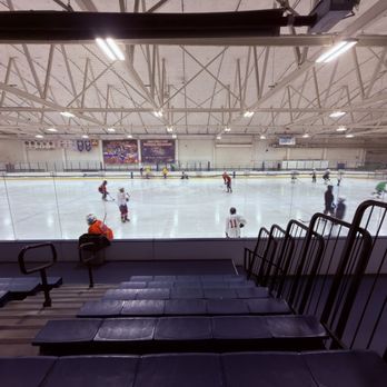 Iceworks Syosset - I can tell those kids are not beer-leaguers because they're actually passing the damn puck. - Skating Rinks Near Me - Syosset, New York Iceworks Syosset - I can tell those kids are not beer-leaguers because they're actually passing the damn puck. - Skating Rinks Near Me - Syosset, New York