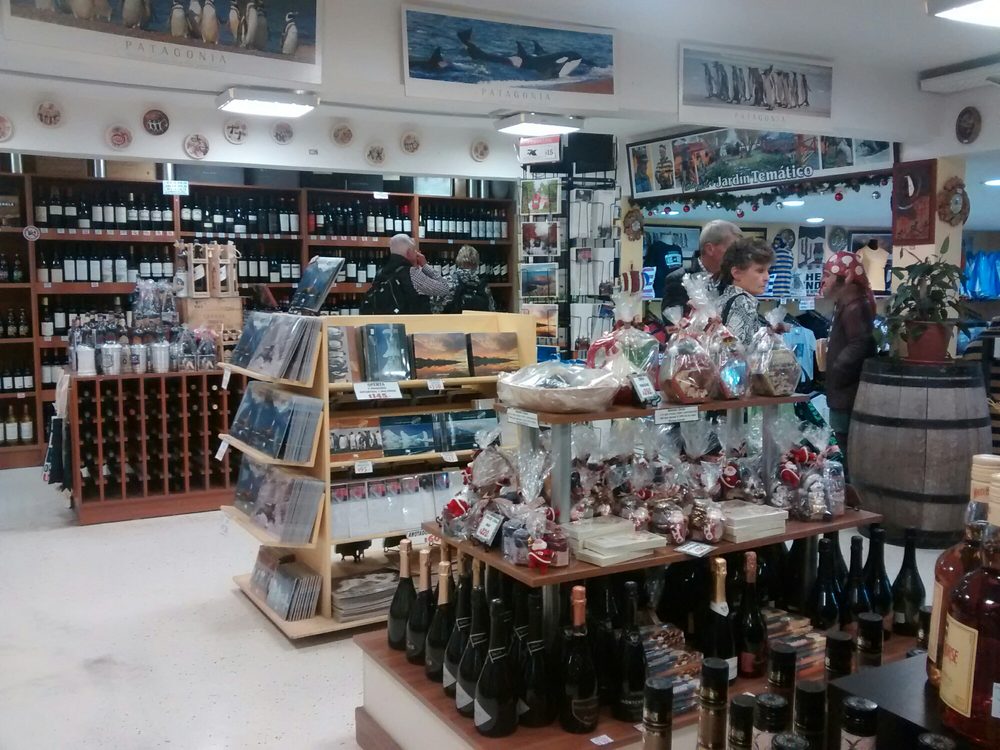 LA ÚLTIMA BITA Updated August 2024 Av. San Martín 130, Ushuaia