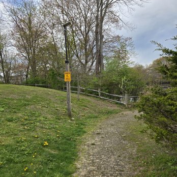 Manchester Street Park - Parks Near Me