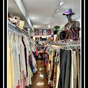 Hamlet's Vintage - Store Views - Used, Vintage & Consignment Near Me - New York, New York Hamlet's Vintage - Store Views - Used, Vintage & Consignment Near Me - New York, New York