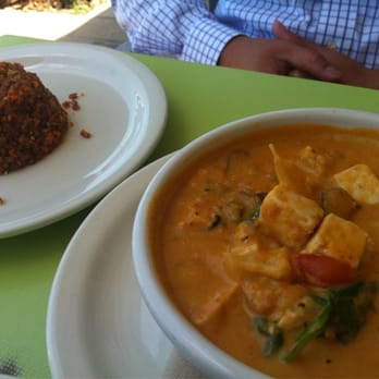Bloom - Veggie curry bowl. (4/5 stars) - Coffee & Tea Near Me - Los Angeles, California Bloom - Veggie curry bowl. (4/5 stars) - Coffee & Tea Near Me - Los Angeles, California
