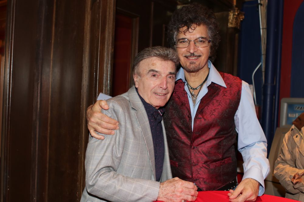 Salon Roxy Salons De Coiffure 3116 Rue Beaubien E Montreal Qc Numero De Telephone