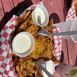 Mac's Burgers & Cheesesteaks - Chili Cheese Fries