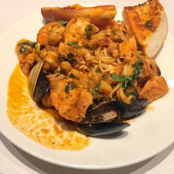 Cafe Santorini - Seafood Seafood Cioppino Over Linguine - Italian Near Me - Pasadena, California