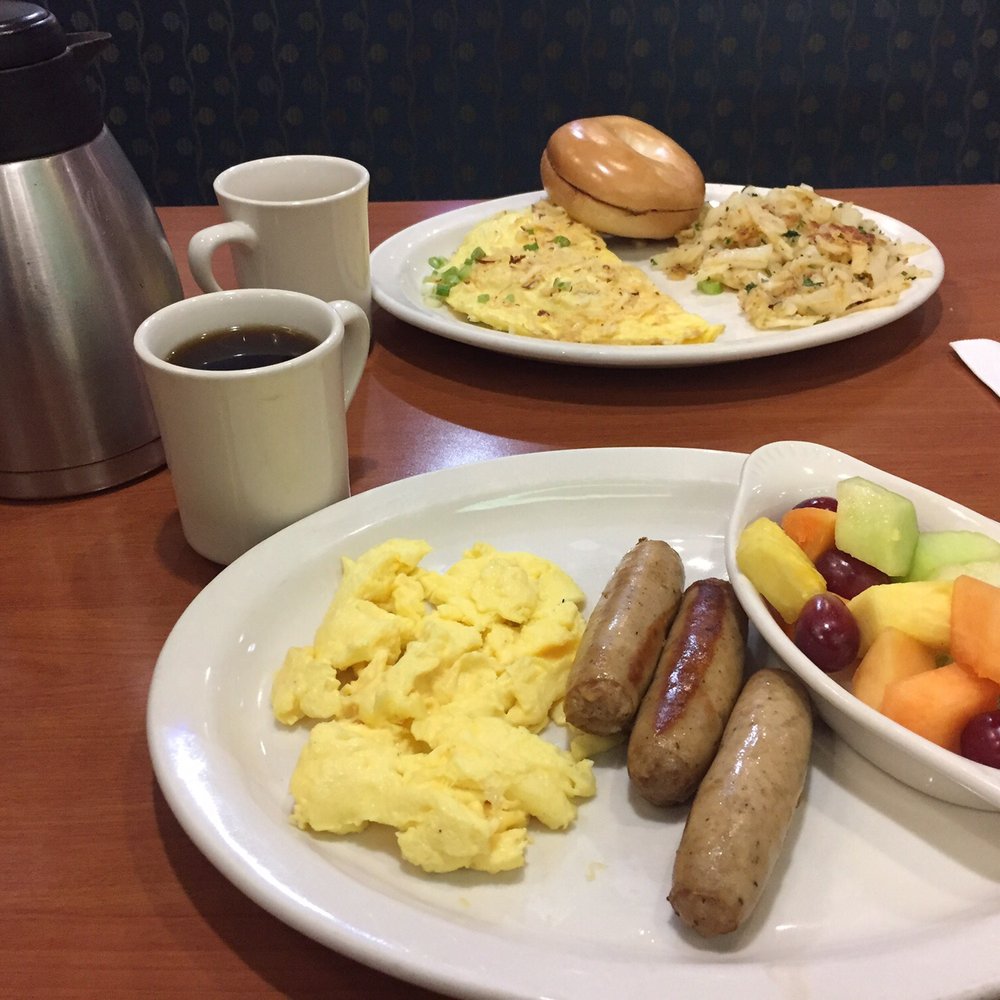 Rick's Cafe - Basic breakfast and chicken Gouda omelette - American Near Me - Los Altos, California