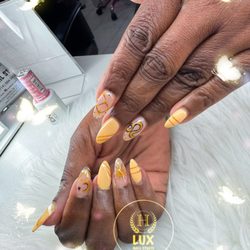 Lux Nail Studio