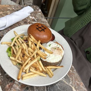 Juliette Restaurant - Juliette Burger - Bars Near Me - Brooklyn, New York Juliette Restaurant - Juliette Burger - Bars Near Me - Brooklyn, New York
