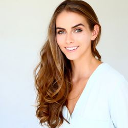 Ana Ochoa Photo @ShotByAna - Top Los Angeles Headshot Photographer Ana Ochoa