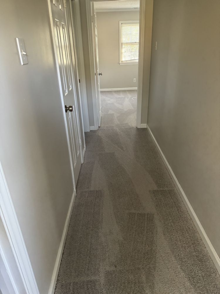 Slide of Mimys Cleaning &Handy