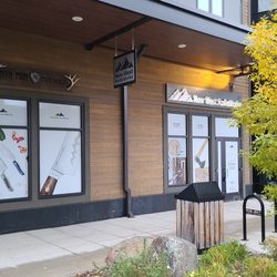 New West KnifeWorks & MTN Man Toy Shop - Store facade in the Big Sky shopping district.