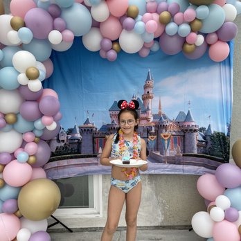 Stars Above Balloon Decor - Beautiful Disney themed balloons - Balloon Services Near Me