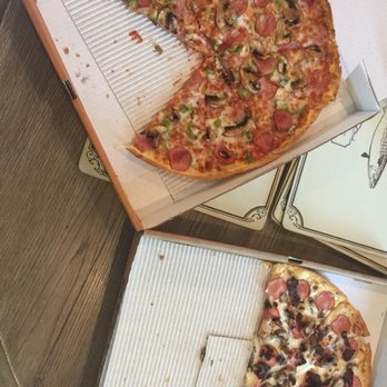 DoubleDave's Pizzaworks - Pizza Near Me - Houston, Texas