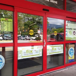 Staples Capilano