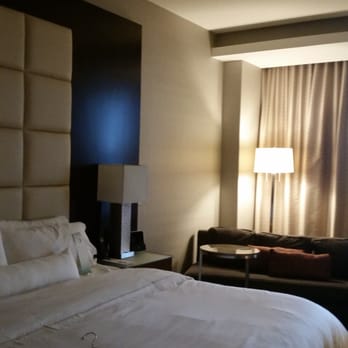 The Westin Phoenix Downtown - Big, spacious room with that big, comfy bed. - Hotels Near Me - Phoenix, Arizona The Westin Phoenix Downtown - Big, spacious room with that big, comfy bed. - Hotels Near Me - Phoenix, Arizona
