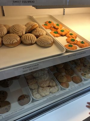 Horno Monterrey Bakery by null