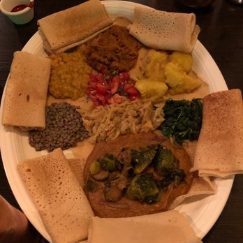 Ethiopian Love - Veggie sampler - Ethiopian Near Me - Honolulu, Hawaii