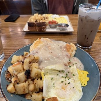 First Watch - Biscuits & Turkey Sausage Gravy With Eggs Chile Chorizo - Breakfast & Brunch Near Me - Mansfield, Texas