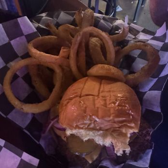 Pooky Jane's Kitchen and Pub - Mushroom Swiss Burger - Sports Bars Near Me - Old Hickory, Tennessee Pooky Jane's Kitchen and Pub - Mushroom Swiss Burger - Sports Bars Near Me - Old Hickory, Tennessee