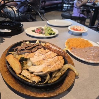 Mi Cocina - 50/50 fajitas - Mexican Near Me - Ft. Worth, Texas Mi Cocina - 50/50 fajitas - Mexican Near Me - Ft. Worth, Texas