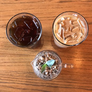 FIX Coffeebar - Cold brew (left) dirty chai (right) - Coffee & Tea Near Me - Houston, Texas