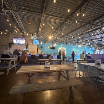 Steel City Pizza - Seating and bar - Pizza Near Me - Hamilton, Ohio Steel City Pizza - Seating and bar - Pizza Near Me - Hamilton, Ohio