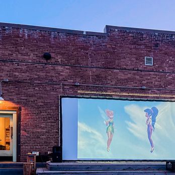 Basecamp Books & Bites - Outdoor movie night - Bookstores Near Me - Roslyn, Washington