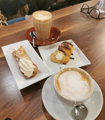 Cafe Milano Laval by null