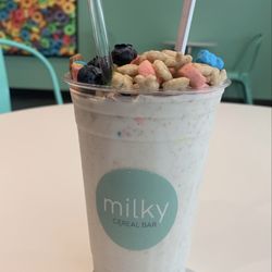 Milky Cereal Bar - Vanilla Ice Cream, Frosted Lucky Charms, Blueberries, Marshmallows.