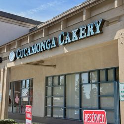 Cucamonga Cakery - Outside