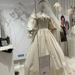 Newbridge Silverware & Fashion Museum