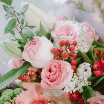 Roselatte - Florists Near Me - New Haven, Connecticut