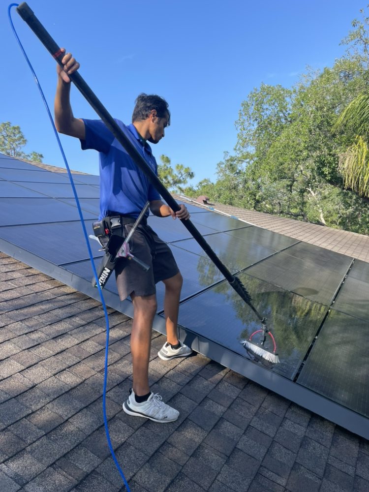 Slide of Ecorestore Roof and Exterior Cleaning
