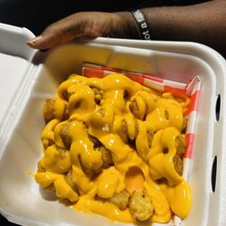 Mexitaly - Cheese tots