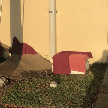 Everyday Spa - This is how they dry their towels. And this isn't an isolated incident I've been noticing for a while. - Skin Care Near Me - Deerfield Beach, Florida