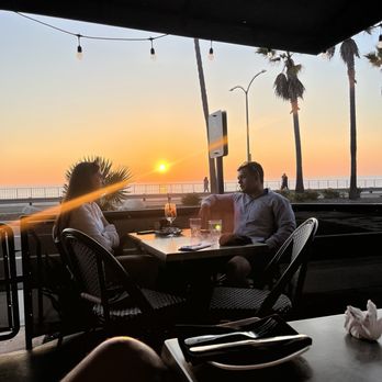 Dini's By The Sea - Seafood Near Me - Carlsbad, California