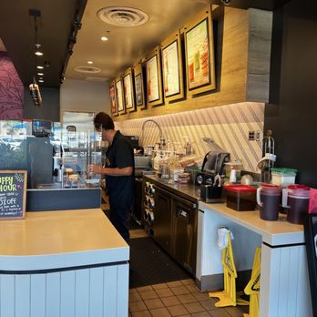 The Coffee Bean & Tea Leaf - Clean kitchen area. - Coffee & Tea Near Me - Honolulu, Hawaii The Coffee Bean & Tea Leaf - Clean kitchen area. - Coffee & Tea Near Me - Honolulu, Hawaii