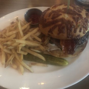 Corner Restaurant - Blue cheese Burger - Bars Near Me - Austin, Texas Corner Restaurant - Blue cheese Burger - Bars Near Me - Austin, Texas