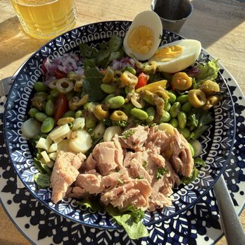 Côté Bouffe - Perfect lunch spot, great food, amiable staff. Would highly recommend! - Coffee & Tea Near Me - Mont-Tremblant, Quebec Côté Bouffe - Perfect lunch spot, great food, amiable staff. Would highly recommend! - Coffee & Tea Near Me - Mont-Tremblant, Quebec