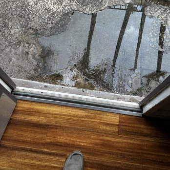 Pacific Marina Inn - Another view of the puddle forming outside the door from the flood. - Hotels Near Me - Honolulu, Hawaii Pacific Marina Inn - Another view of the puddle forming outside the door from the flood. - Hotels Near Me - Honolulu, Hawaii