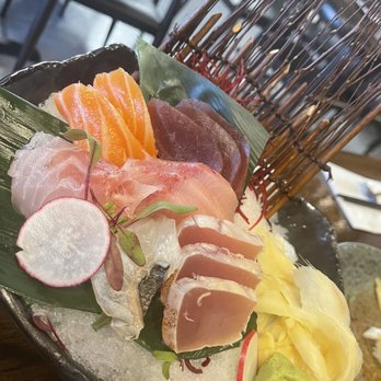 Masa Sushi & Ramen - Sashimi plate - Sushi Bars Near Me - Cary, North Carolina